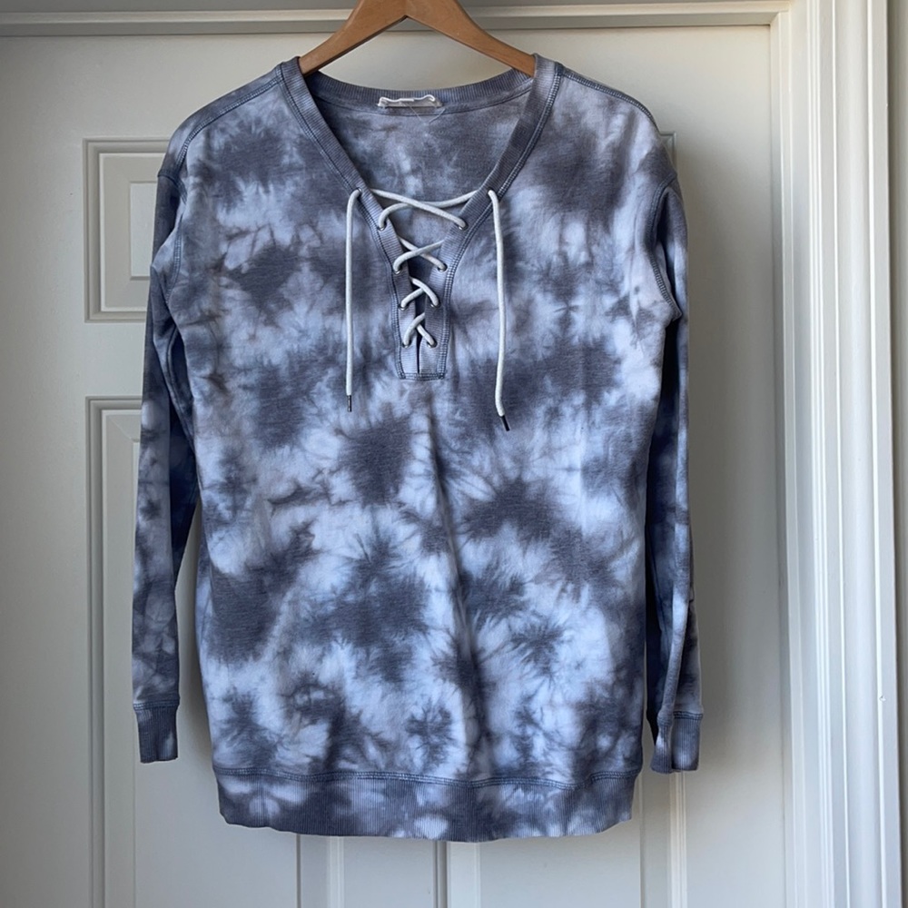 Grey and white tie dye sweatshirt